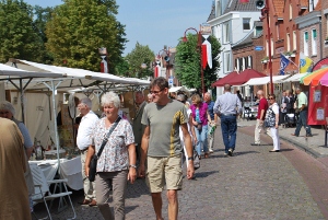 Stichting Kunstmarkt Gemert Internationale kunstmarkt (2)