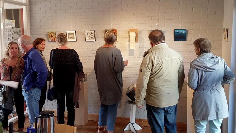 Galerie Zaansgroen - expositieruimte & webgalerie in Zaandam - T*ART - 50 Zaanse kunstenaars op klein formaat - 13|14|20|21|APR|2024
